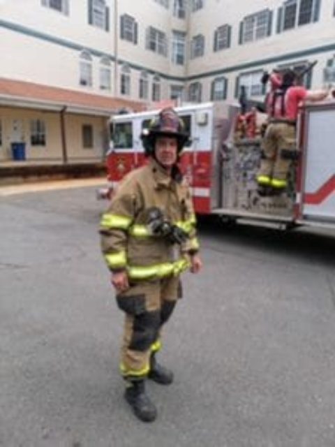 Longtime Fire Chief Who Helped on 9/11 Looking After Residents At Chelsea